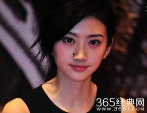 现在女明星潜,揭秘女明星的蜕变之路