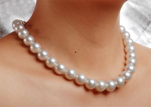 小珍珠项链网红款式,时尚轻奢新潮流