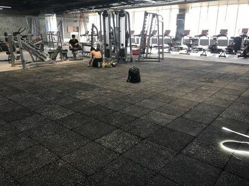 地板厚度是看基料吗,基料选择的关键因素