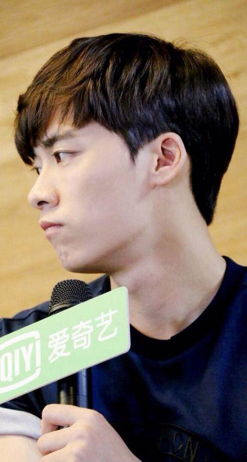 全国最帅明星,魅力四溢的璀璨星途回顾”