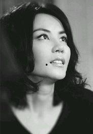 显赫家世的明星,揭秘显赫家世明星的璀璨人生